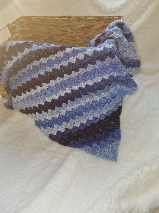 Blue gradient corner to corner blanket