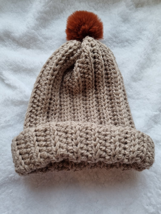 Crochet beige hat