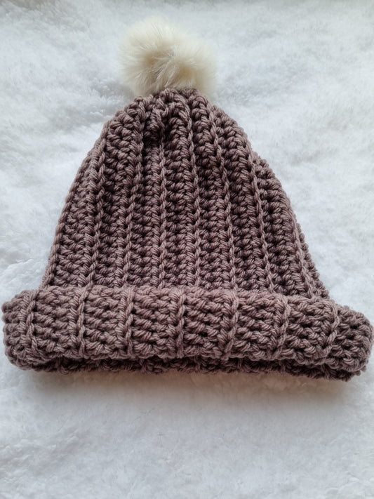 Burgundy fleck hat