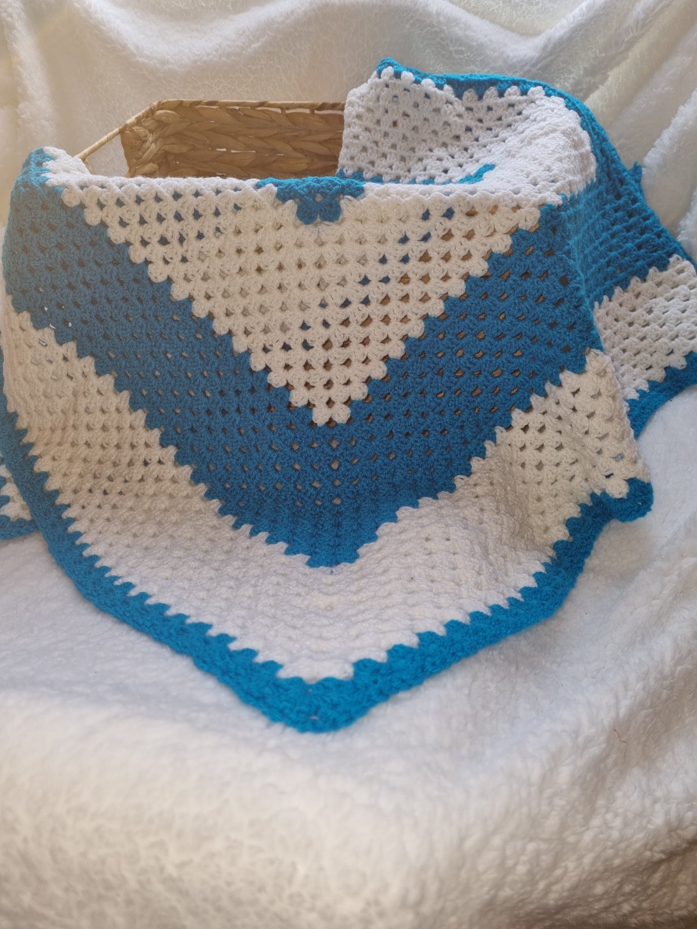 Blue and white granny square