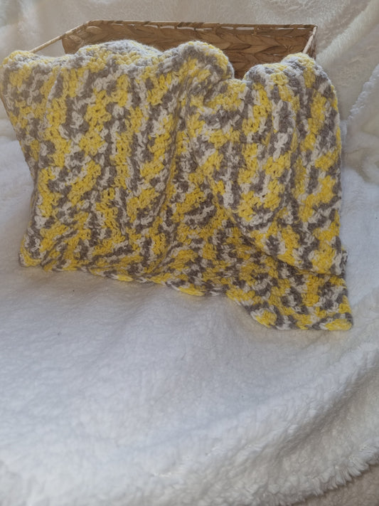 Yellow, grey and white wave blanket